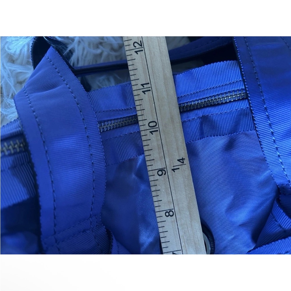 Lululemon DTB Duffel Bag Purple Carry On Gym Travel Weekender Colorful Rare MINT - Picture 8 of 11